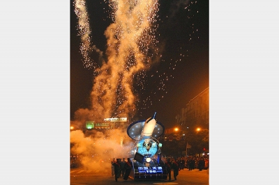 2008年，“天通號”榮獲海寧市大型元宵燈會一等獎